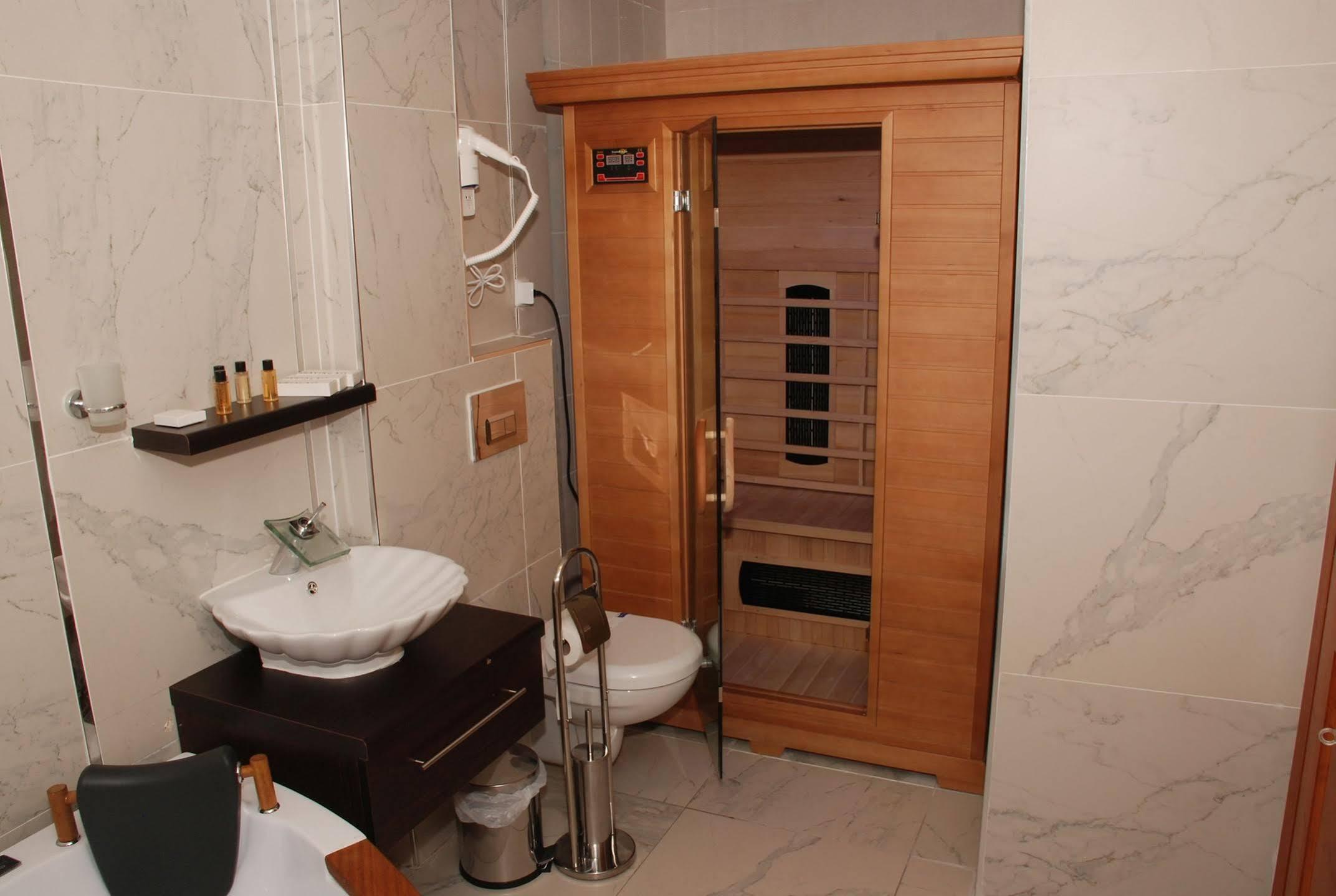 Mavi Inci Park Otel Ердек Екстериор снимка